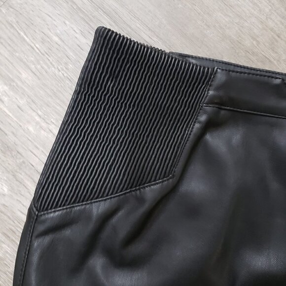 Vero Moda Vegan Leather Mini Skirt Black Sz S New With Tags - Picture 3 of 5